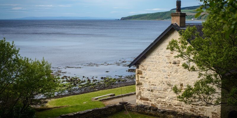 House By The Sea