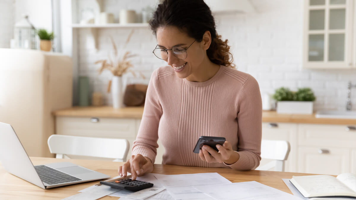 Woman sitting with phone